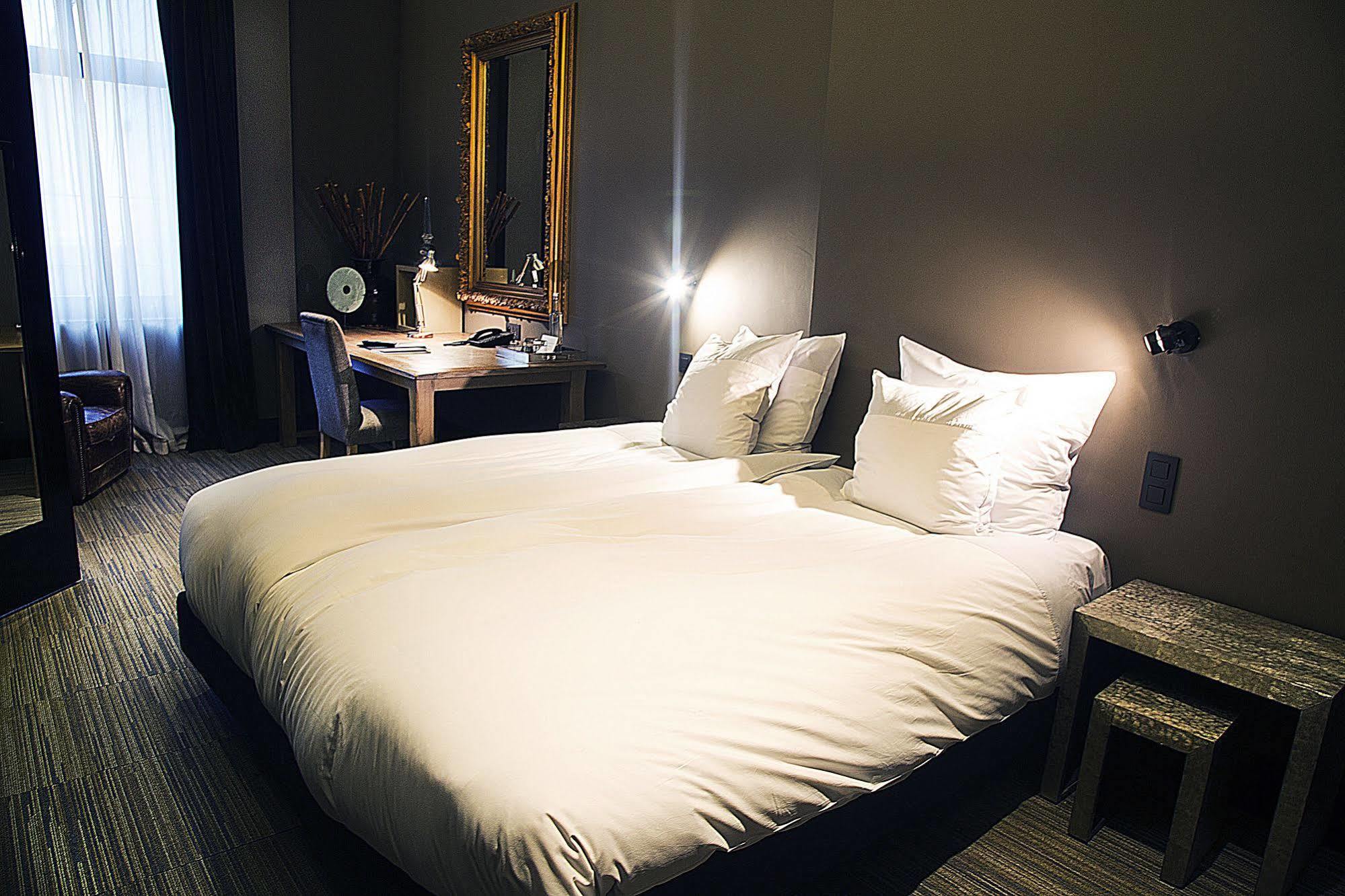 Hotel Les Nuits Anvers Dış mekan fotoğraf